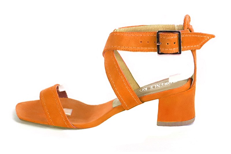 Apricot orange women's fully open sandals, with crossed straps. Square toe. Low flare heels. Profile view - Florence KOOIJMAN